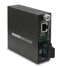 PLANET FST-802 10/100BASE-TX to 100BASE-FX Multi-Mode SC Smart Media Converter